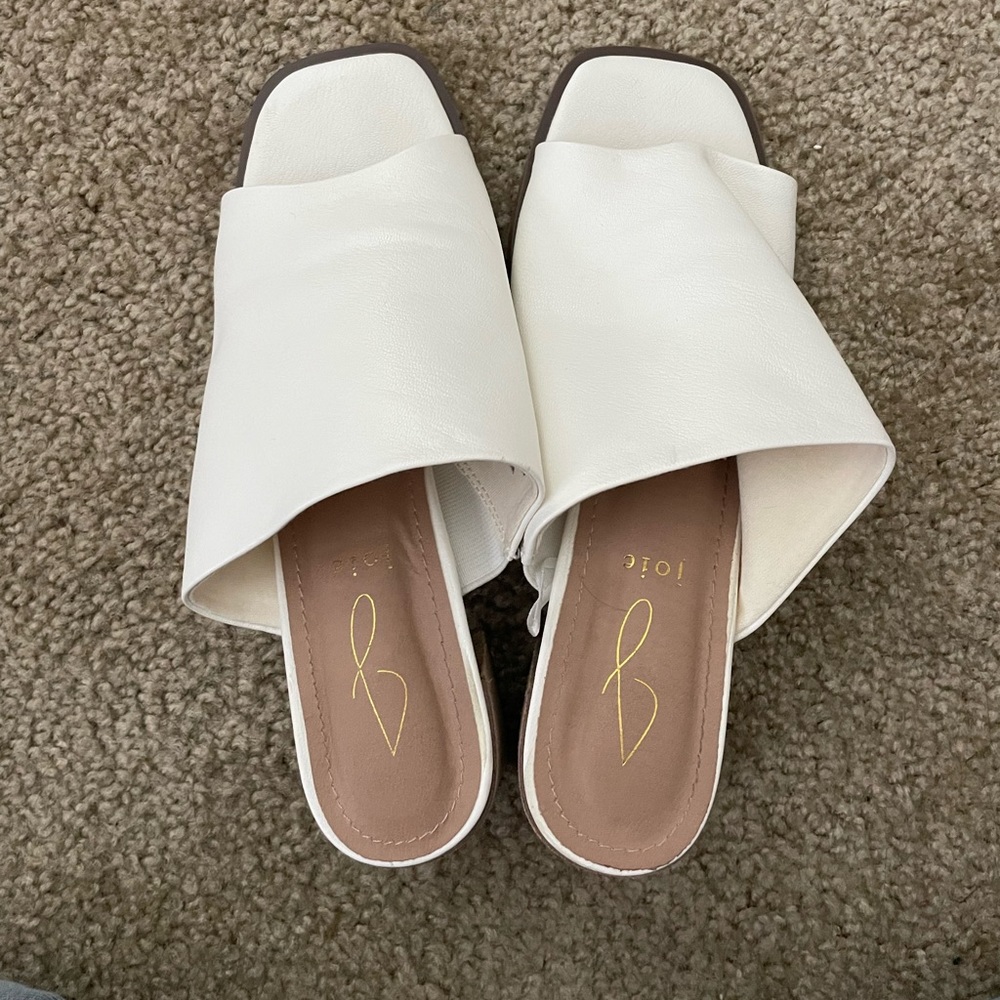 White open toe heeled sandal